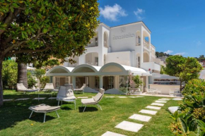  Pazziella Garden & Suites  Капри